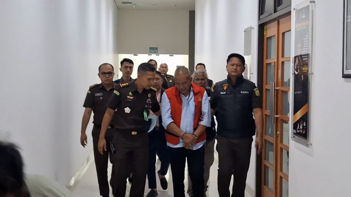 Eks Pj Bupati Bandung Barat Tersangka Korupsi Proyek Pasar Ditahan