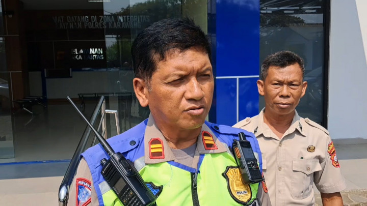 Warga Pura-pura Kesurupan Saat Akan Ditilang Polisi di Karawang