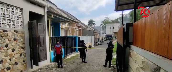 Densus 88 Gerebek Rumah TKP Terduga Teroris di Batu Jatim