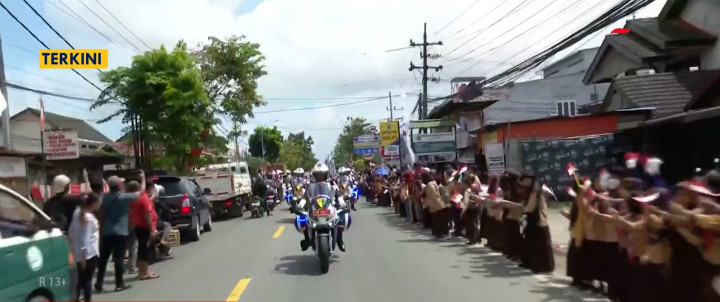 Warga Sambut Antusias Kirab Bendera Pusaka di IKN Nusantara