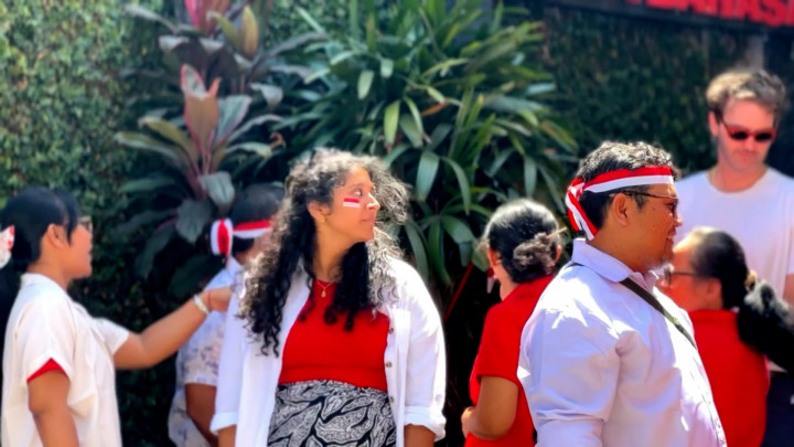 Momen Keseruan WNA Ikut Perayaan Agustusan di Yogyakarta