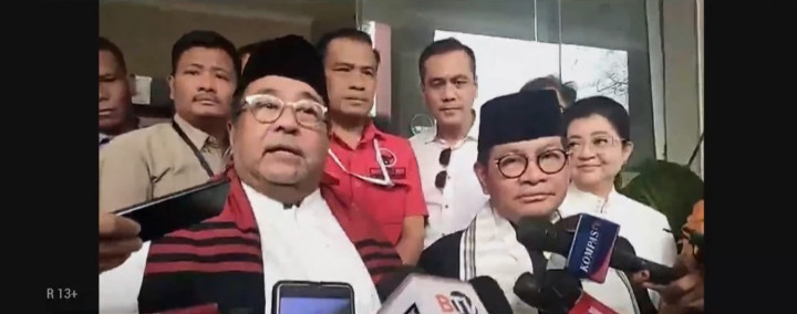 Pramono-Rano Karno Naiki Opelet Menuju KPU Jakarta