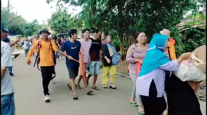 Antisipasi Gempa Megathrust, Warga Pandeglang Gelar Simulasi Bencana