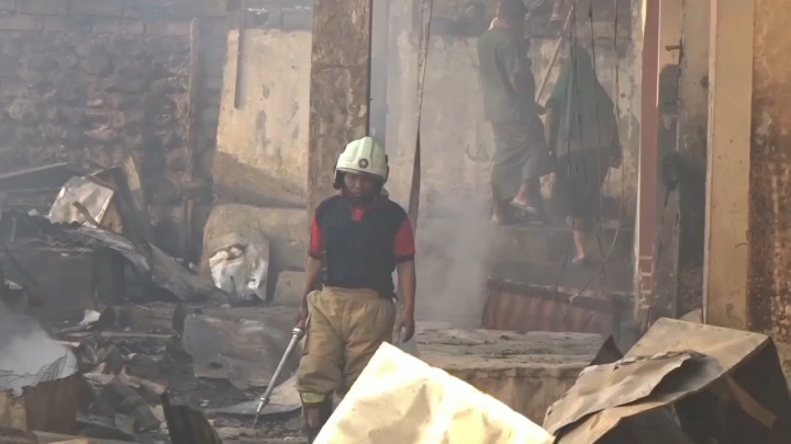 Pasar Tradisional Pasrepan Terbakar, Ratusan Kios Hangus