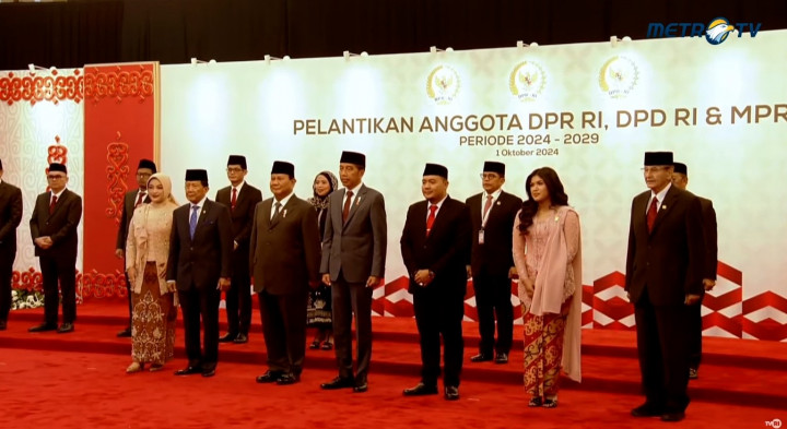 Jokowi dan Prabowo Hadiri Pelantikan Anggota DPR 2024-2029