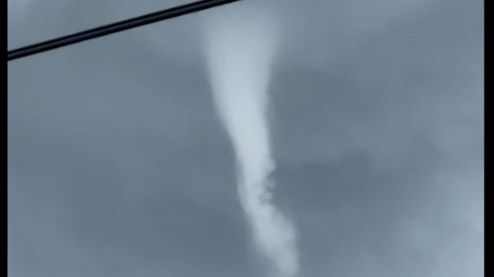 Diterjang Angin Puting Beliung, Bangunan Sekolah di Bengkalis Rusak Berat