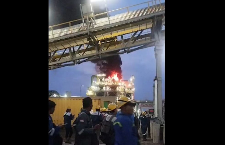 Smelter PT Freeport di Gresik Terbakar