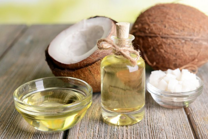 Manfaat Virgin Coconut Oil Bagi Kesehatan dan Kecantikan