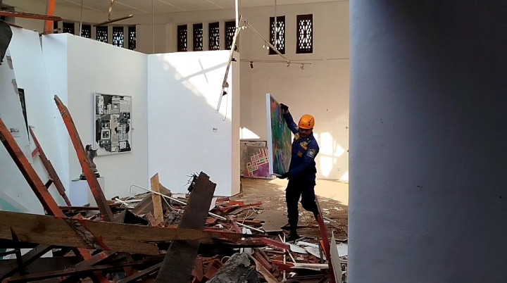 Ambruk! Bangunan Cagar Budaya di Bandung Timpa 3 Pengunjung