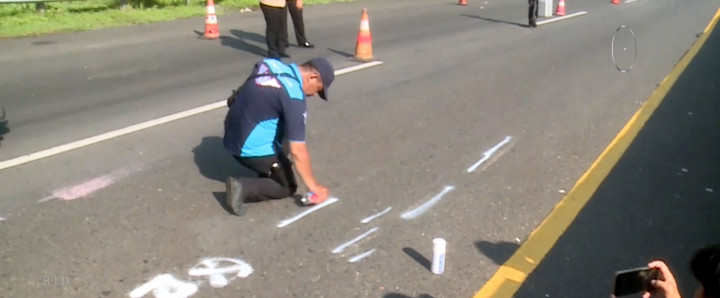 Polisi Olah TKP Kecelakaan Beruntun di KM 92 Tol Cipularang, Lalin Dialihkan