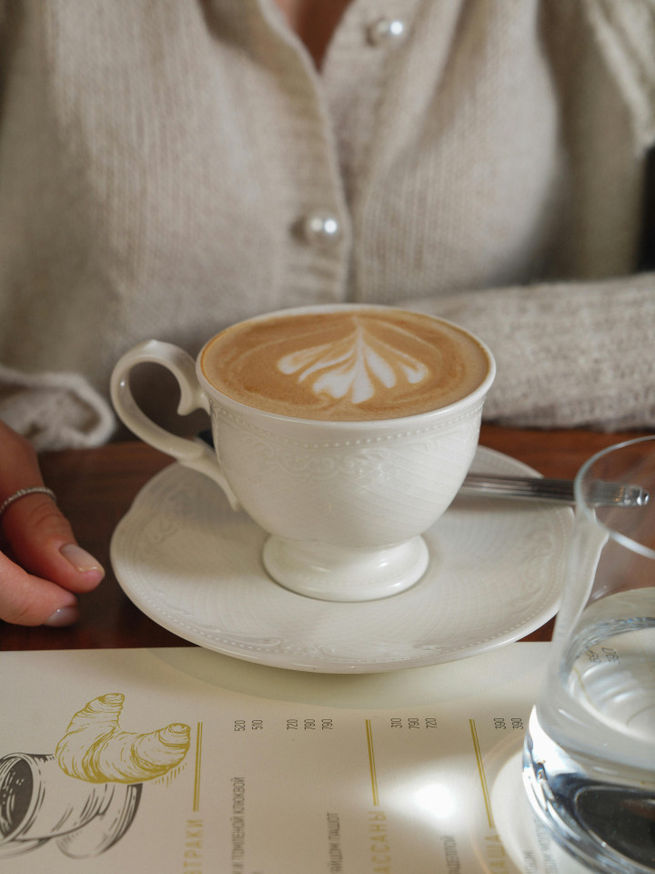 7 Rekomendasi Minuman Hangat Cocok Diminum saat Hujan