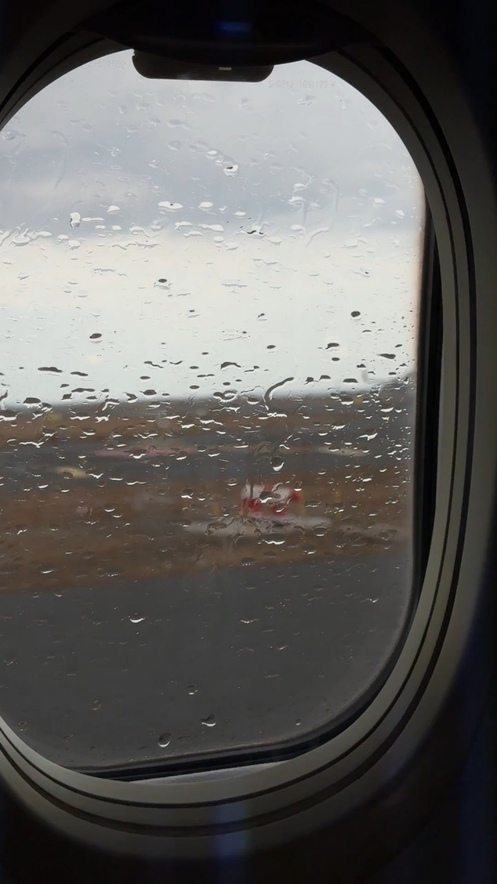 7 Tips Liburan Tetap Nyaman dan Happy saat Musim Hujan