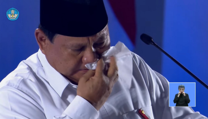 Presiden Prabowo Menangis Usai Umumkan Gaji Guru Naik