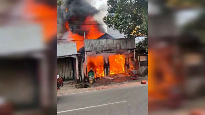 Bengkel Motor di Palembang Meledak dan Terbakar, 3 Orang Meninggal