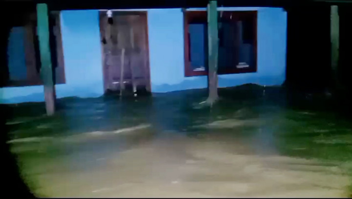 Sungai Ciakar Banten Meluap, Puluhan Rumah Warga Terendam Banjir