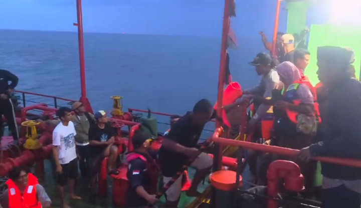 KM Lorena Tenggelam di Situbondo, 2 Tewas dan 1 Hilang