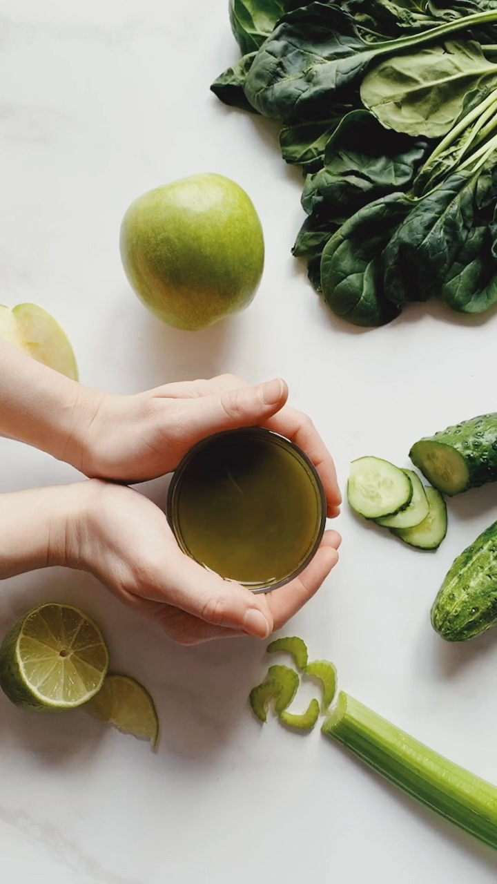 3 Alasan Mengapa Bayam Baik untuk Turunkan Berat Badan