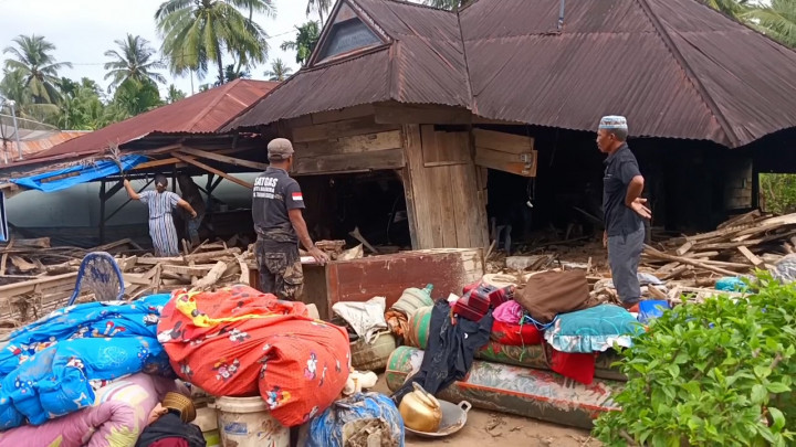 Rumah di Tapanuli Selatan Rusak Pasca Dihantam Banjir Bandang