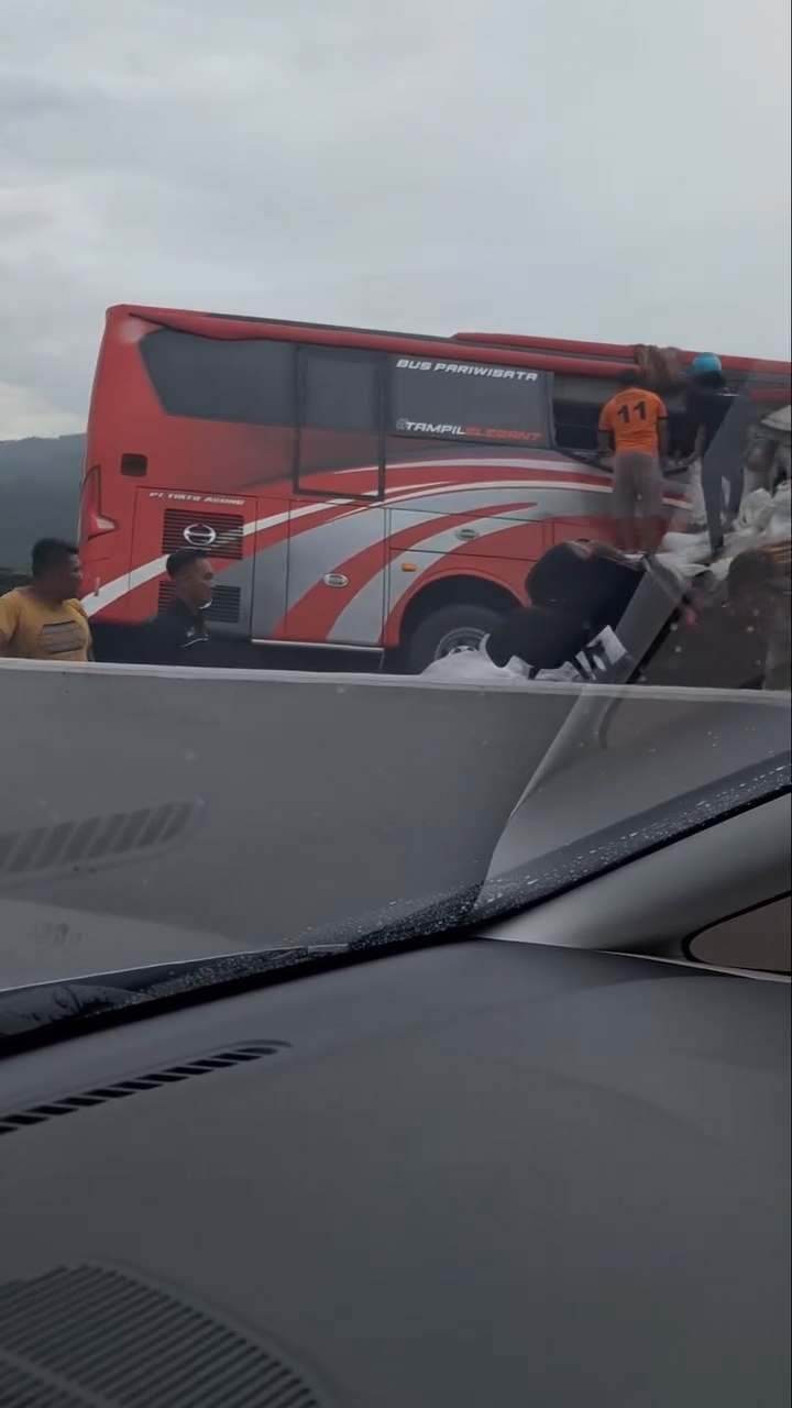 Kecelakaan Bus Angkut Pelajar di Tol Malang, 4 Orang Tewas