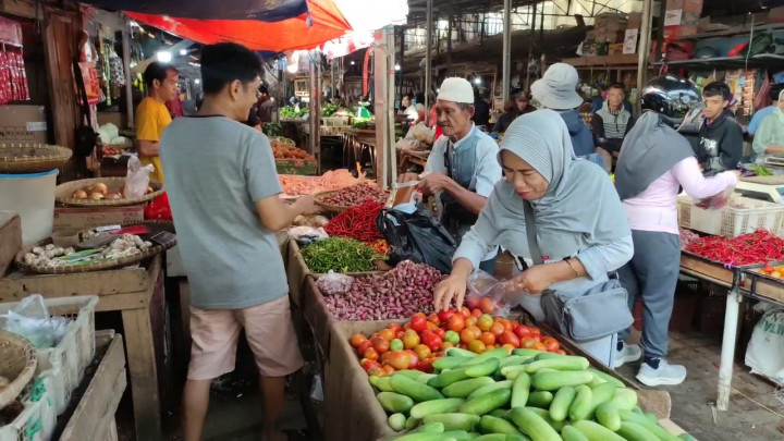 Harga Cabai Di Pasar Pandeglang Terus Merangkak Naik
