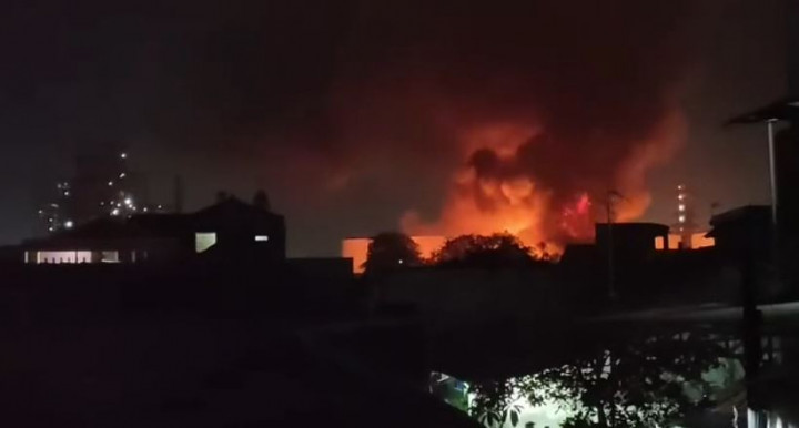 Akibat Petasan, Tiga Rumah di Cilincing Hangus Terbakar