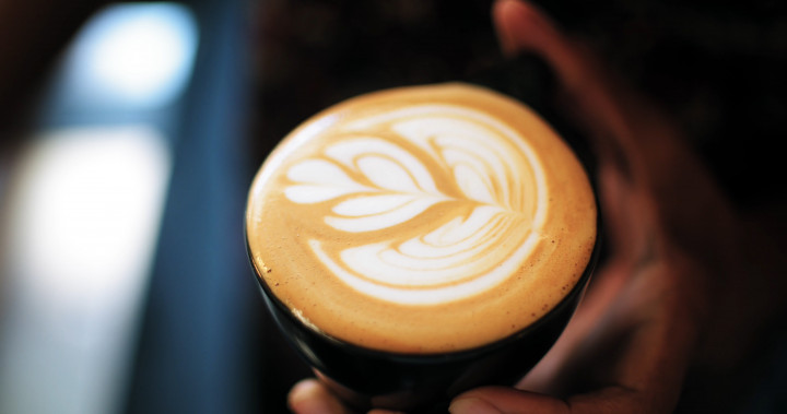 Tidak Suka Kopi? 8 Minuman Alternatif Ini Bantu Buat Segar di Pagi Hari