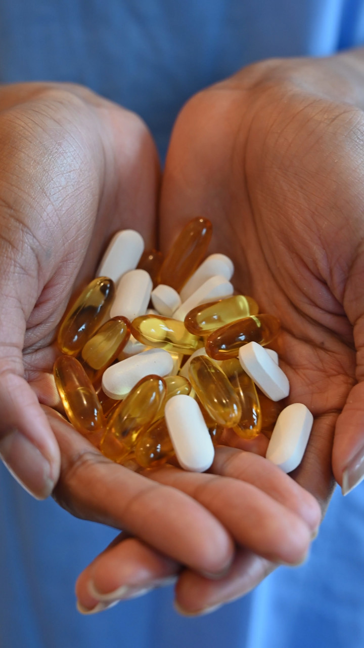 Bingung Beli Suplemen Vitamin? Ini 4 Cara Memilihnya