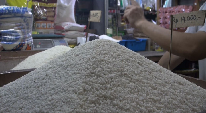 Dampak Kenaikan PPN, Harga Beras di Bandung Alami Kenaikan