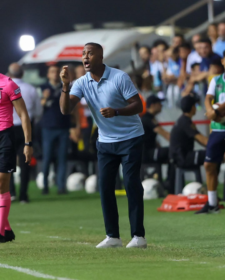 Resmi! PSSI Tunjuk Kluivert Sebagai Pelatih Baru Timnas