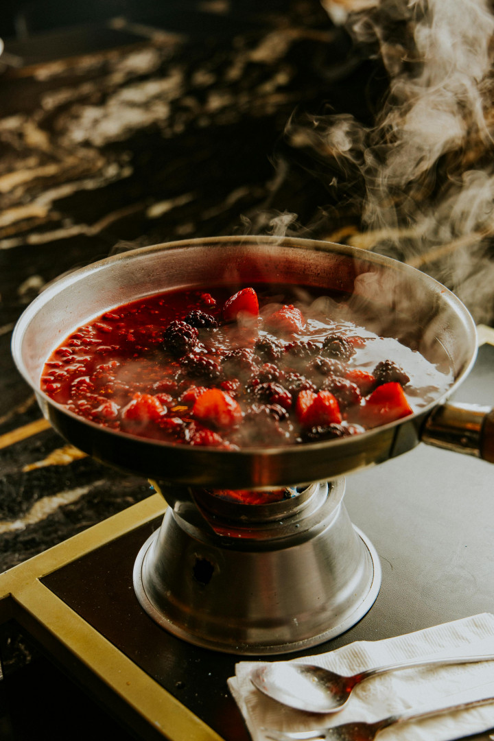 5 Bahan Alami Penghilang Karat pada Panci