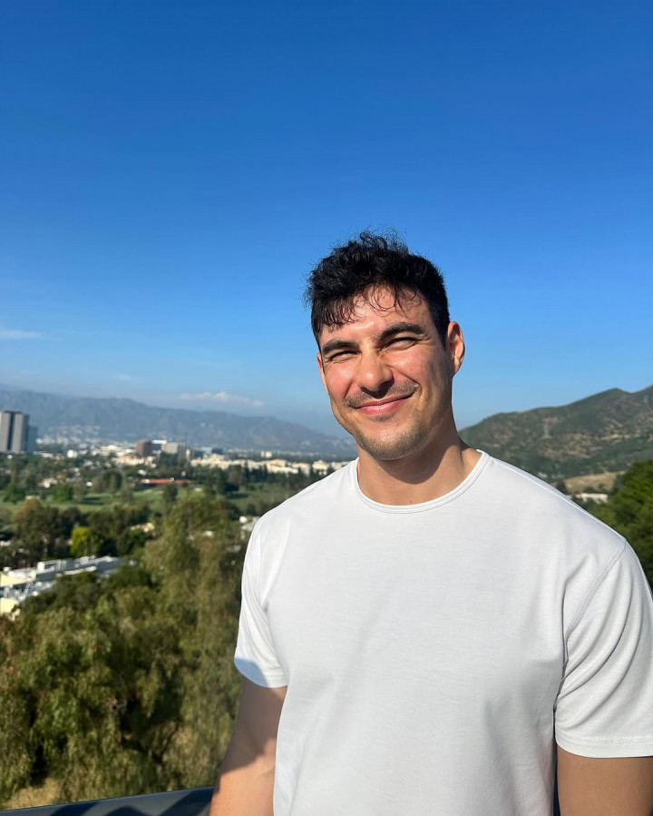 Apa Itu Jurusan Neuroscience? Ilmu yang Dipelajari Suami Aurelie Moeremans