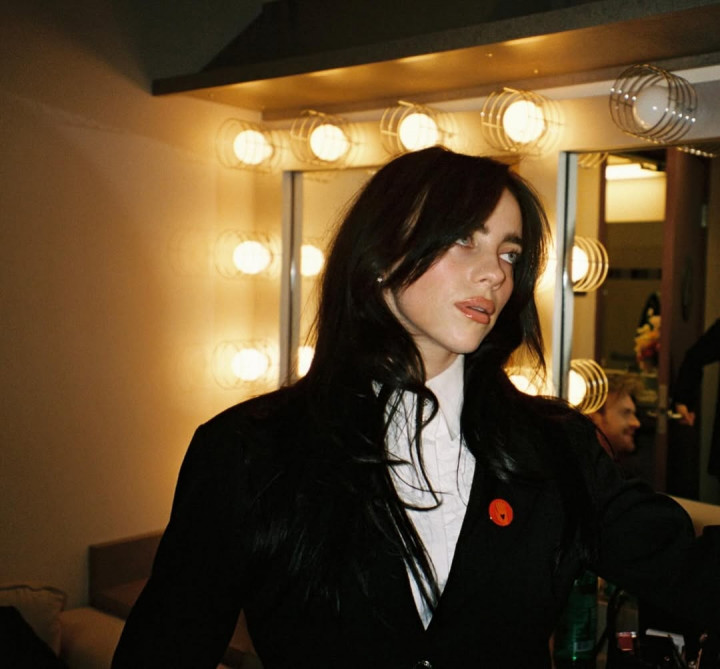 Billie Eilish dan Ariana Grande Bakal Kolaborasi?