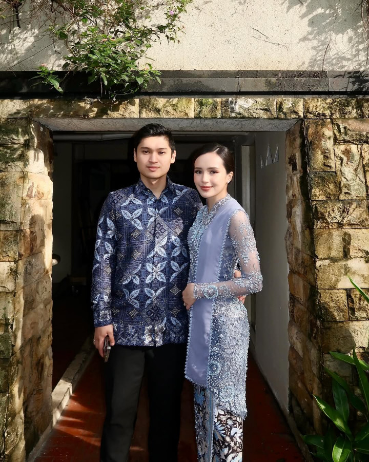 Jadi Ibu Pejabat, Adu Gaya Kebaya Margin hingga Beby Tsabina di Pelantikan Kepala Daerah