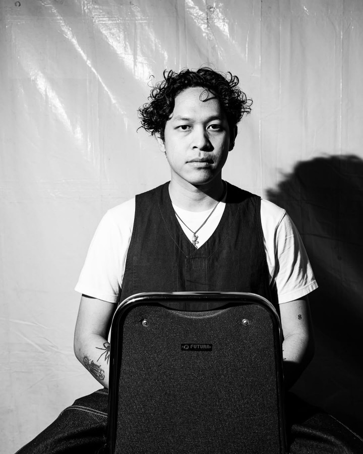 Hindia Rilis Mixtape ‘Doves, 25 on Blank Canvas’ dengan 16 Lagu