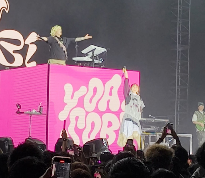 YOASOBI Gelar Konser di Jakarta, Ikura Bilang 'Aku Pulang!'