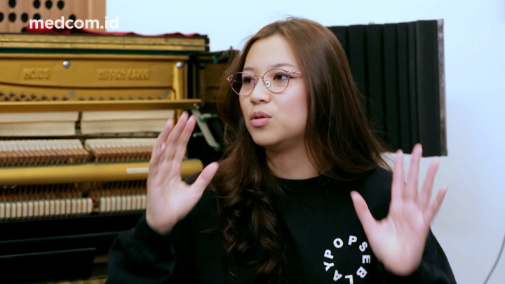 Dibentuk oleh Ibunya, Begini Perjalanan Musik Danilla Riyadi