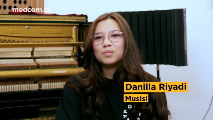 Danilla Akui Tak Sepenuhnya Jadi Diri Sendiri Saat Nyanyikan 'Telisik'