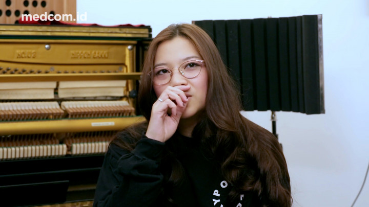 Rahasia di Balik Nuansa Sendu dalam Musik Danilla Riyadi