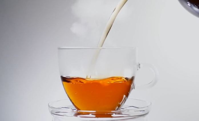 Lagi Puasa malah Sakit Tenggorokan? Redakan Dengan 5 Teh Ini, Yuk!