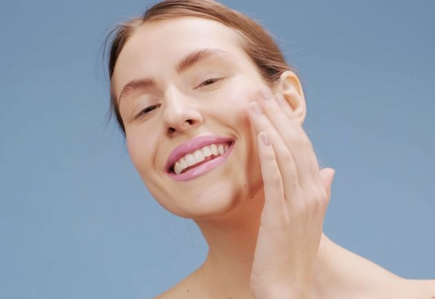 Sarung Bantal Jarang Dicuci? Waspadai Risikonya!