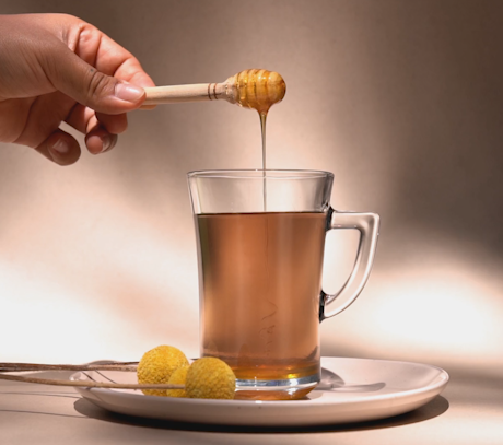 Rutin Minum Madu Air Hangat? Ini Manfaanya untuk Kesehatan