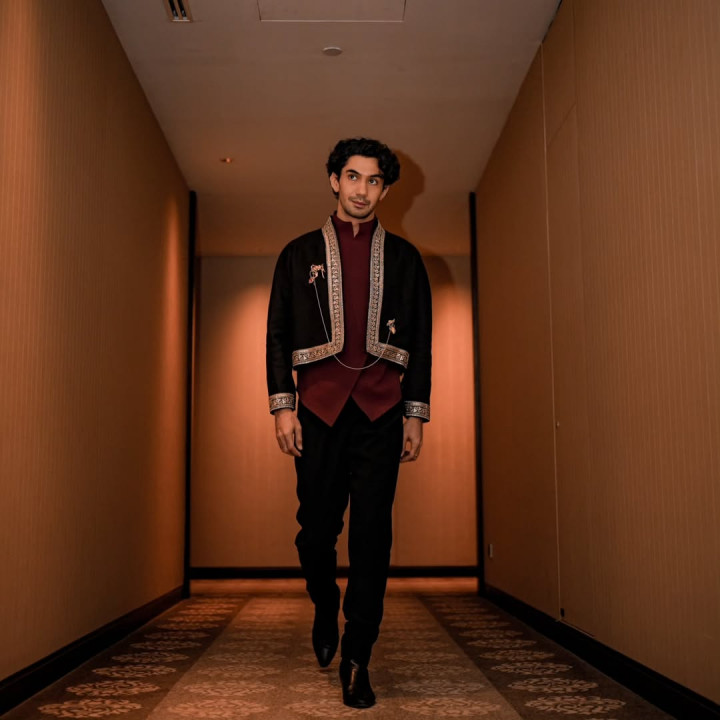 20 Tahun Berkarya, Reza Rahadian Hadirkan Program Spesial
