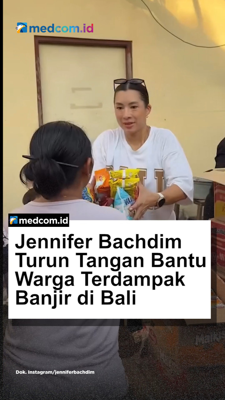 Jennifer Bachdim Turun Tangan Bantu Warga Terdampak Banjir di Bali