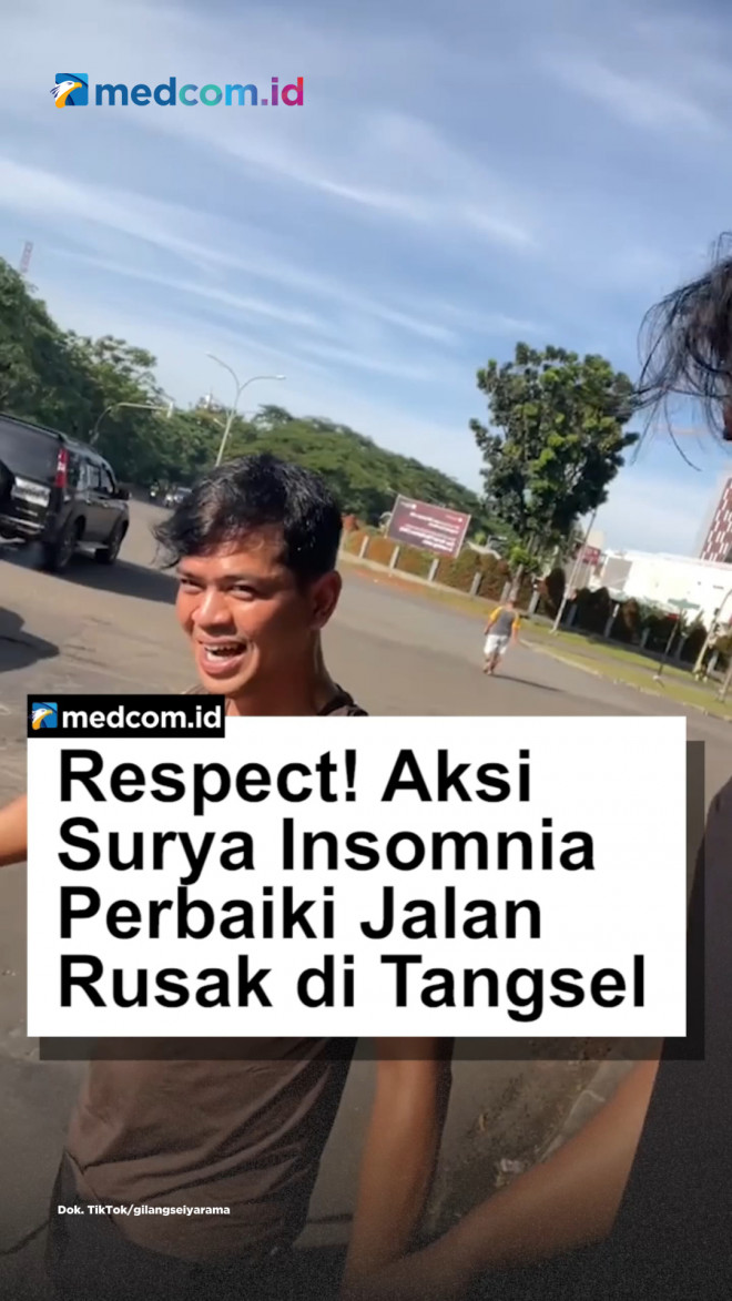 Respect! Surya Insomnia Turun Tangan Perbaiki Jalan Rusak di Tangsel