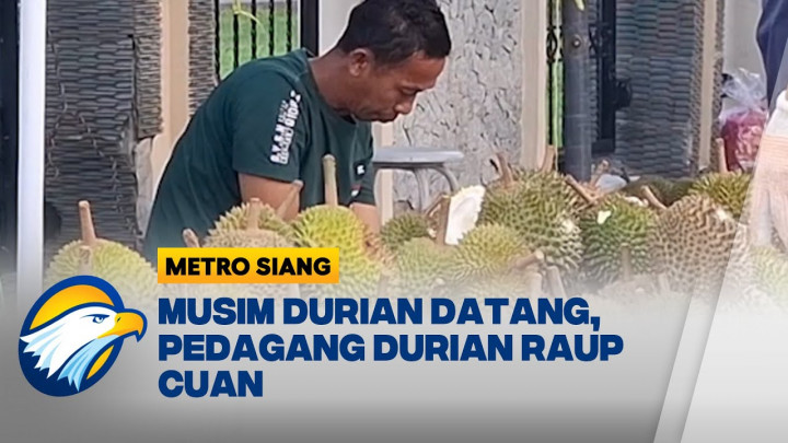 Musim Durian Bawa Berkah bagi Pedagang di Sungailiat