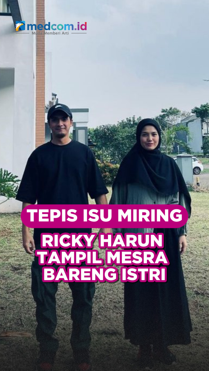 Tepis Isu Miring, Ricky Harun Tampil Mesra Bareng Istri