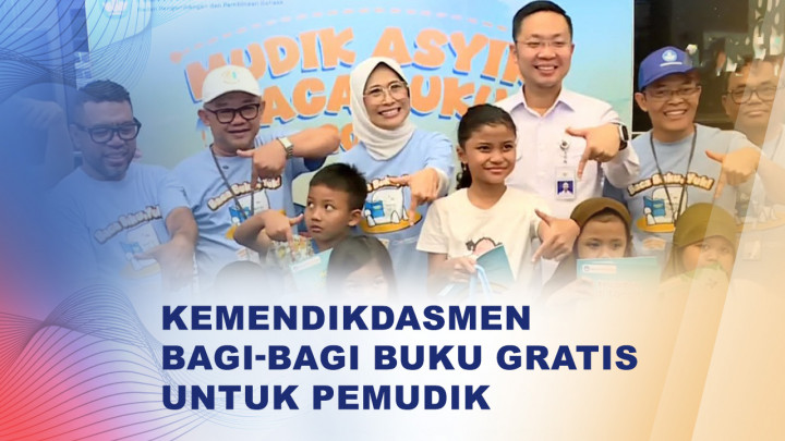 Kemendikdasmen Bagikan 24 Ribu Buku Gratis di Stasiun Pasar Senen