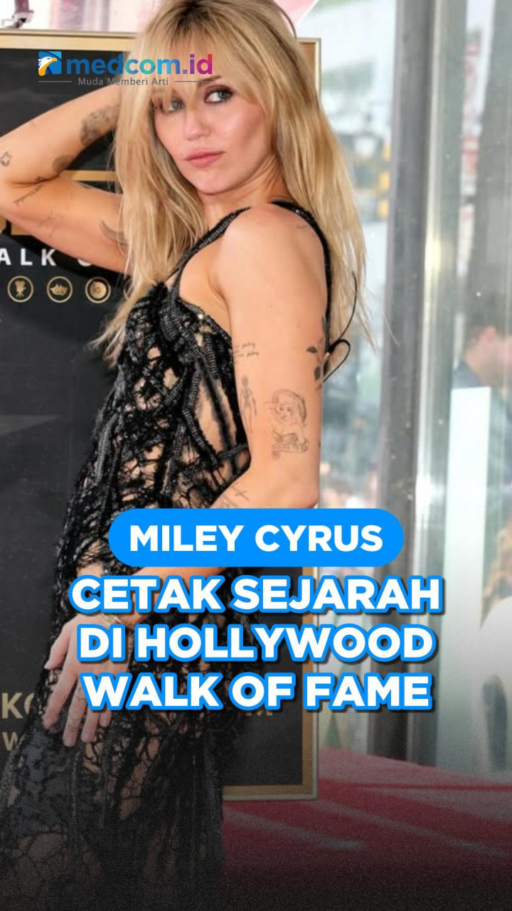 Miley Cyrus Cetak Sejarah di Hollywood Walk of Fame
