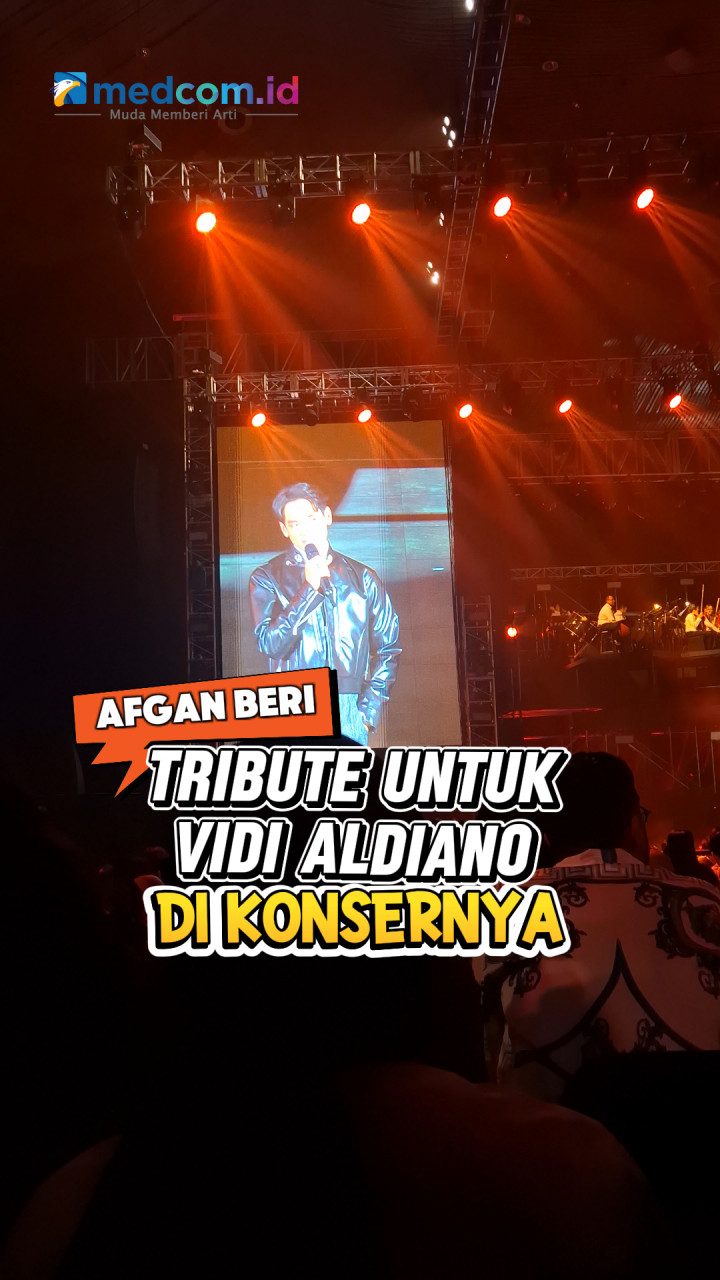 Afgan Beri Tribute untuk Vidi Aldiano di Konsernya
