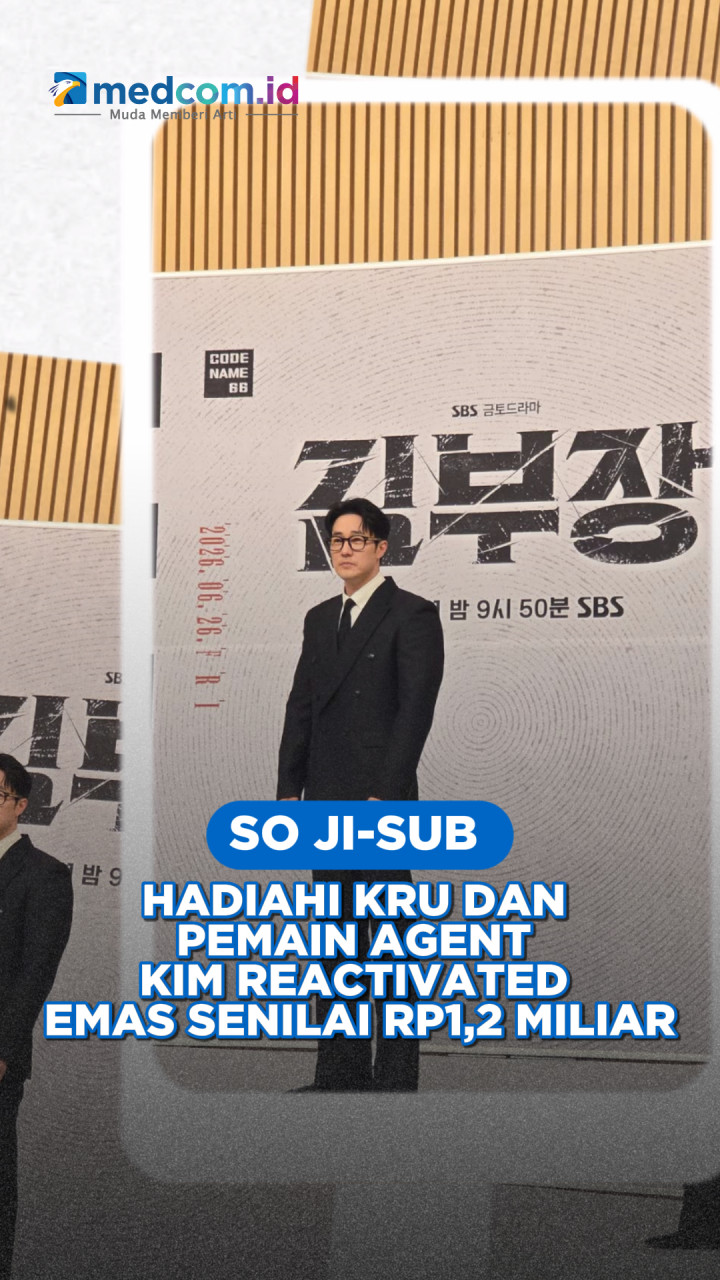 So Ji-sub Hadiahi Kru dan Pemain Agent Kim Reactivated Emas Senilai Rp1,2 Miliar